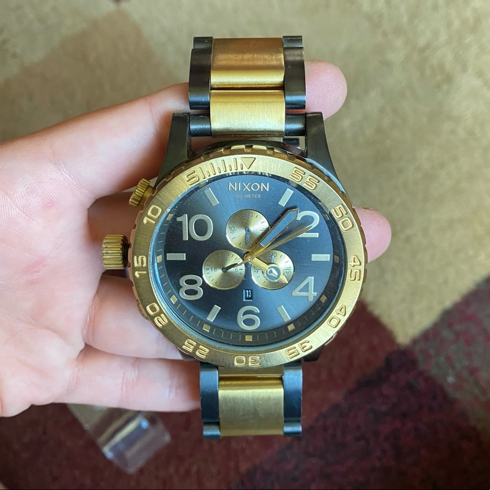 Gold/gunmetal Nixon 51-30 chrono